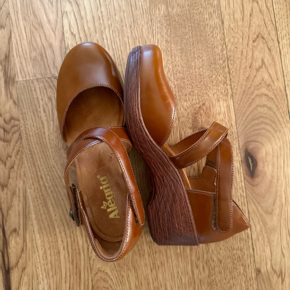 COPY - Alegria clogs size 38 worn once